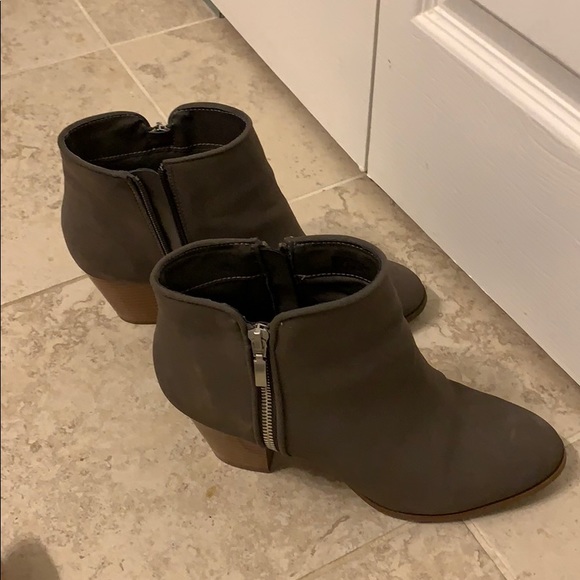 Grey booties - Picture 5 of 6